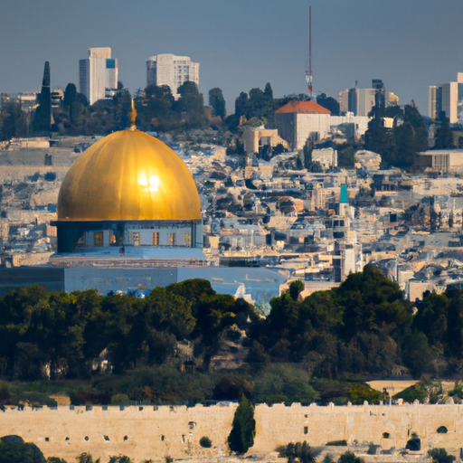 תמונה המתארת את העיר השלווה והקדושה ירושלים, עם כיפת הסלע האיקונית מנצנצת תחת השמש.